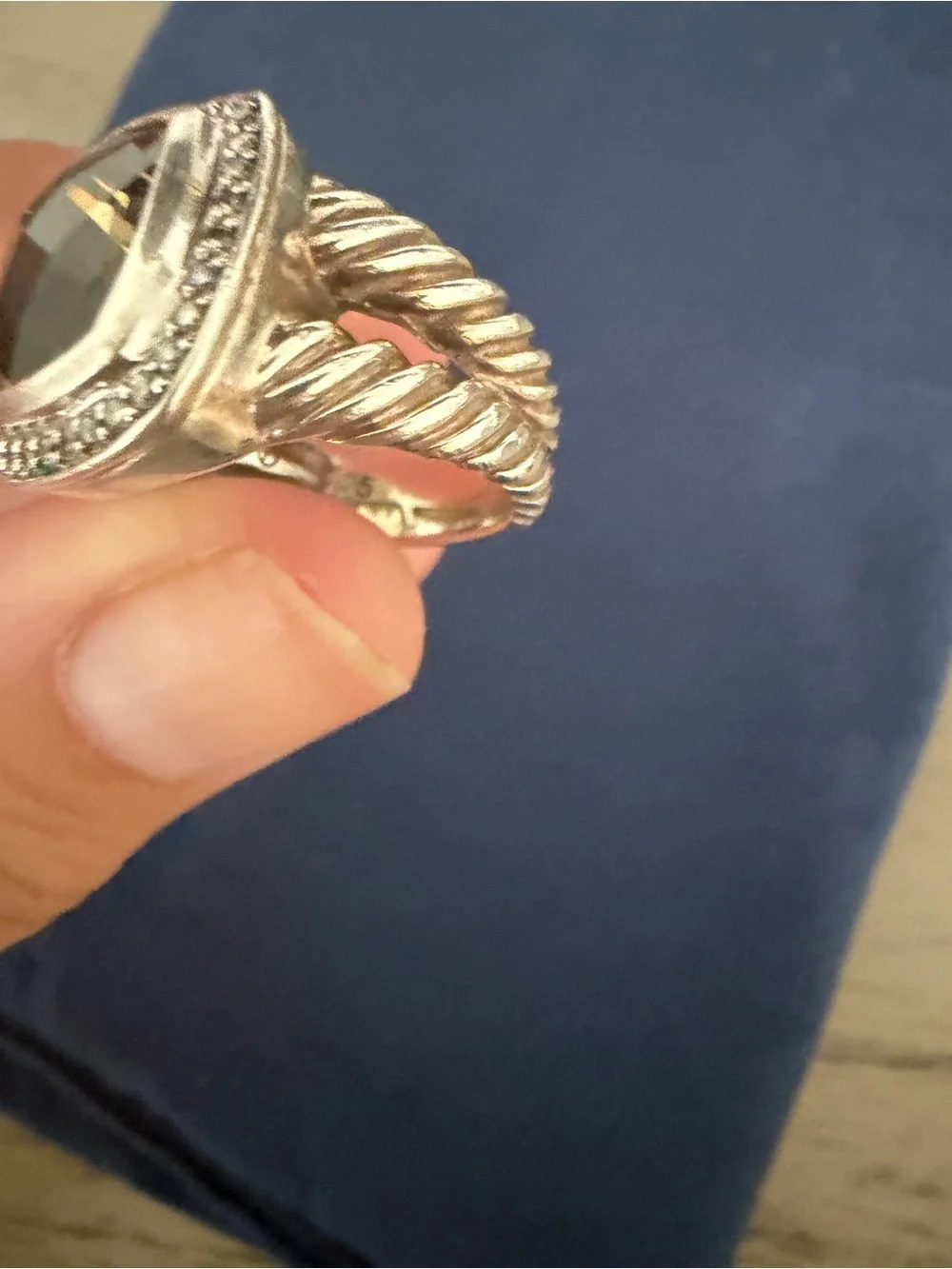 Pre-Loved David Yurman Size 5 Women’s
